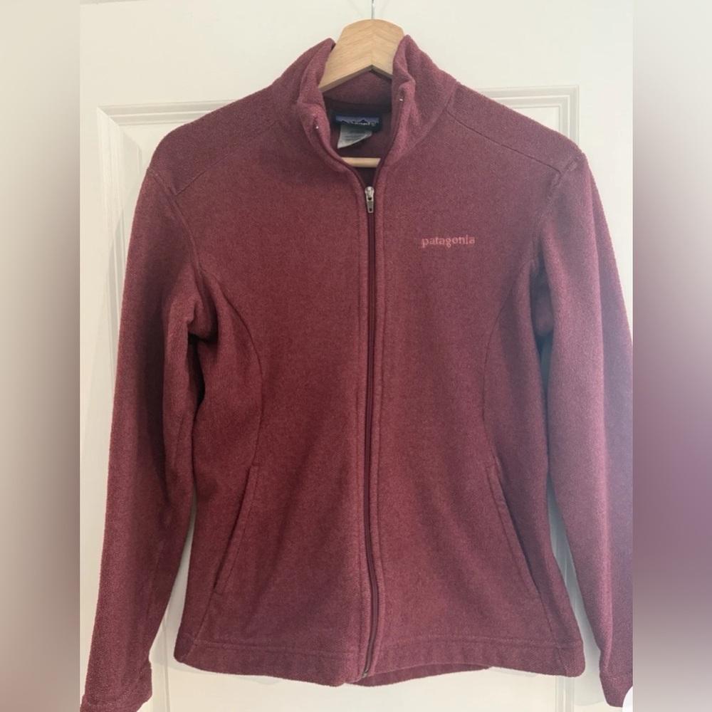 Patagonia Synchilla Women's Burgundy Fleece pink red color XS